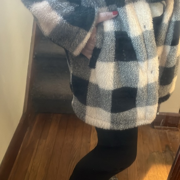 Fleece Jacket - Picture 2 of 5